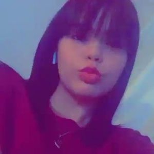 Meet your Posher, Julissa nicole